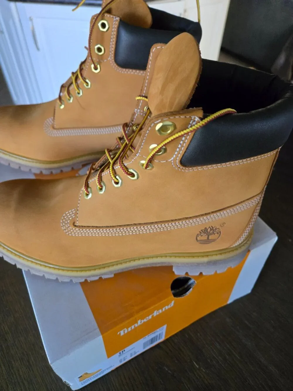 Timberland Premium 6-Inch Waterproof Boots Wheat Nubuck Size 10 Wide